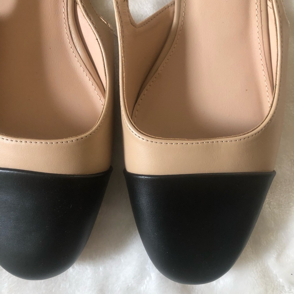 NWT beige and Black Two-Tone Slingback Flats - Picture 2 of 3